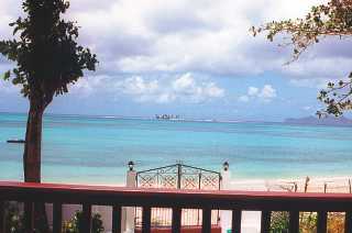Villa in Carriacou: Aussicht vom Balkon auf Sandy Island